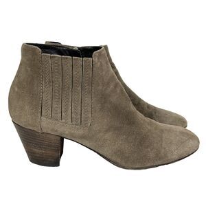Aquatalia Fallyn Suede Ankle Booties Made in Italy Luxury Boots Taupe Low Heel 8